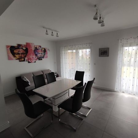 Frida Haus Villa เชซัช ภายนอก รูปภาพ